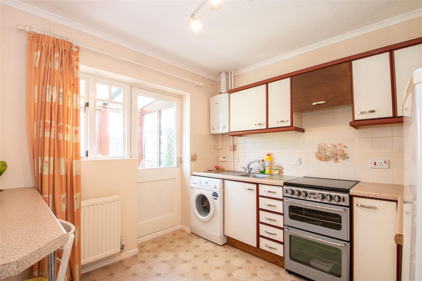 Lynmouth Crescent, Furzton, Milton Keynes